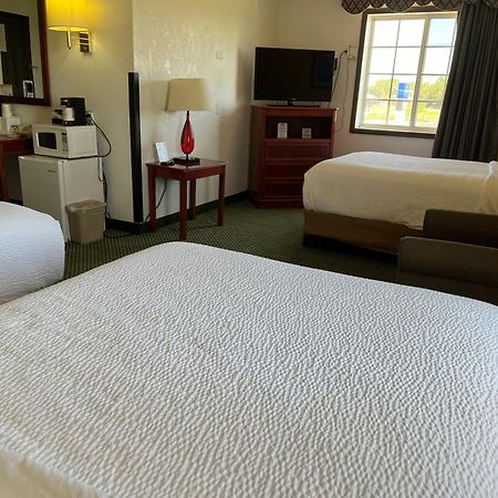 Days Inn By Wyndham Great Bend Exteriör bild